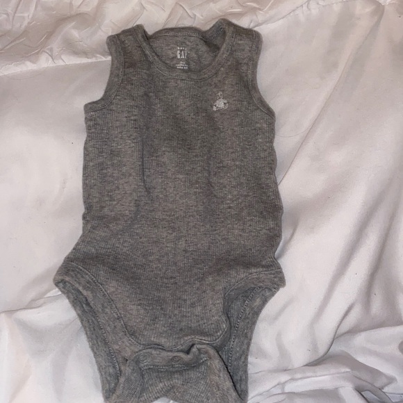 (2 for 15$) Ribbed Tank - Picture 1 of 1